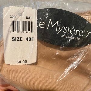 Le Mystère Energie Sports Bra Size 40F NEW